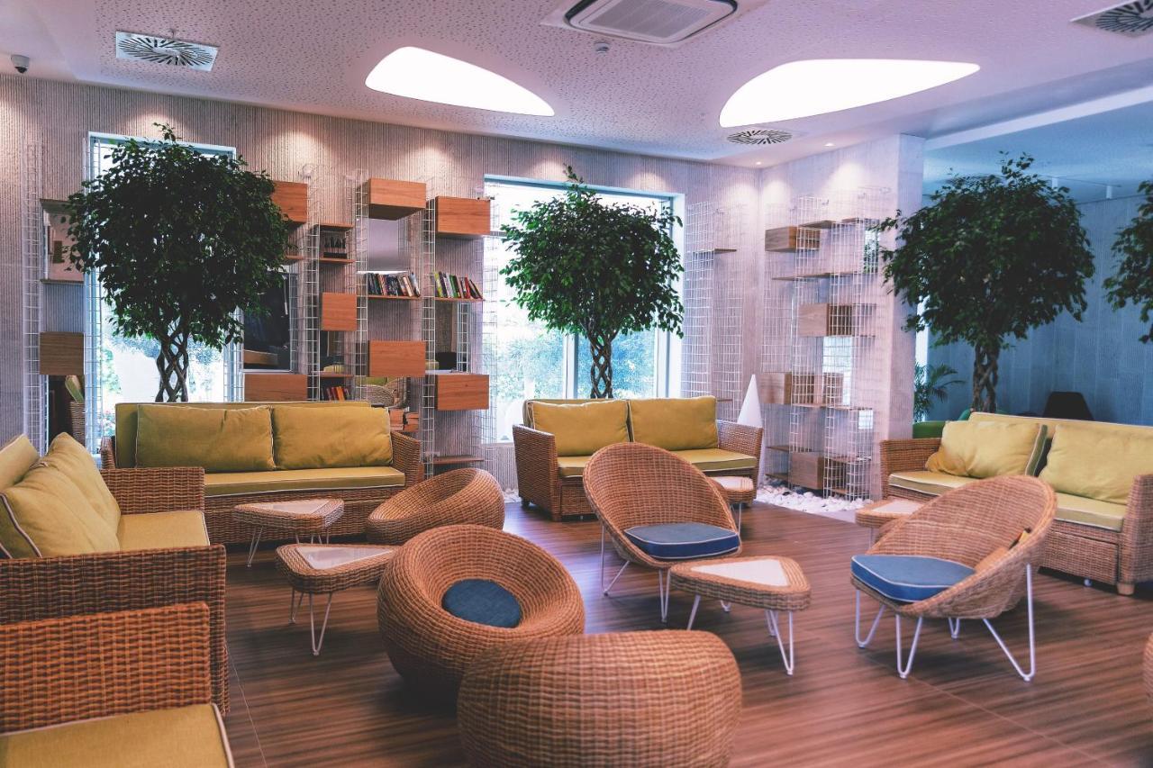Carine Hotel Kumbor Superior Herceg Novi Eksteriør billede