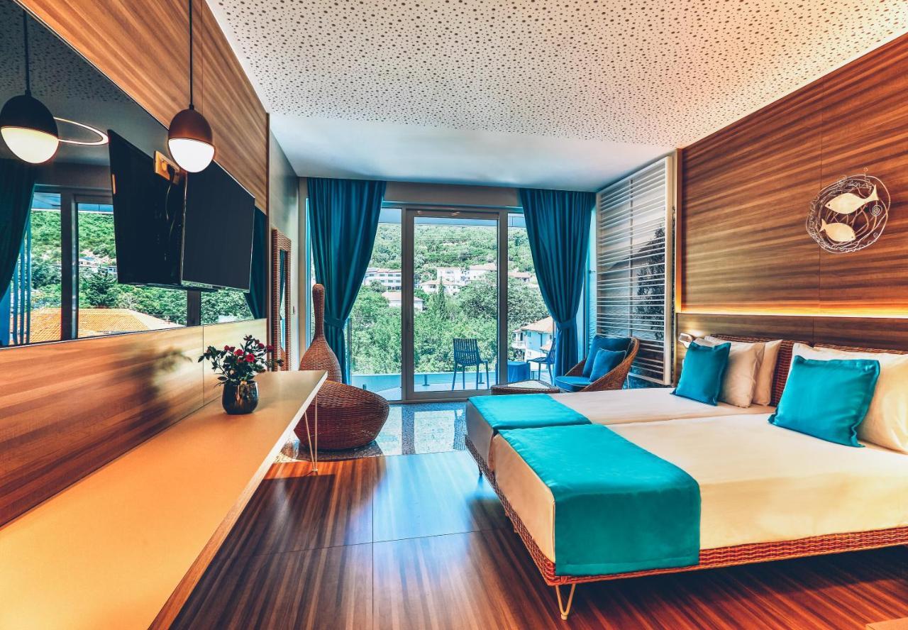 Carine Hotel Kumbor Superior Herceg Novi Eksteriør billede