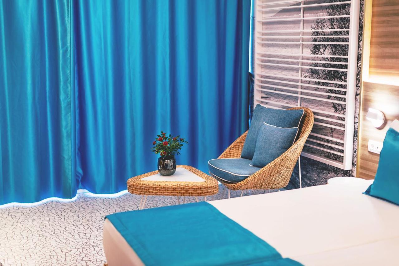 Carine Hotel Kumbor Superior Herceg Novi Eksteriør billede