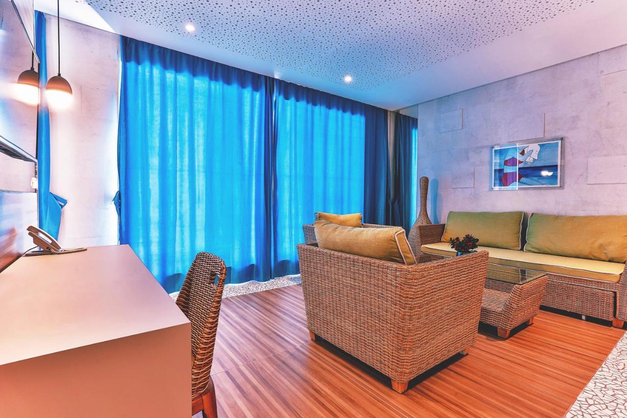 Carine Hotel Kumbor Superior Herceg Novi Eksteriør billede