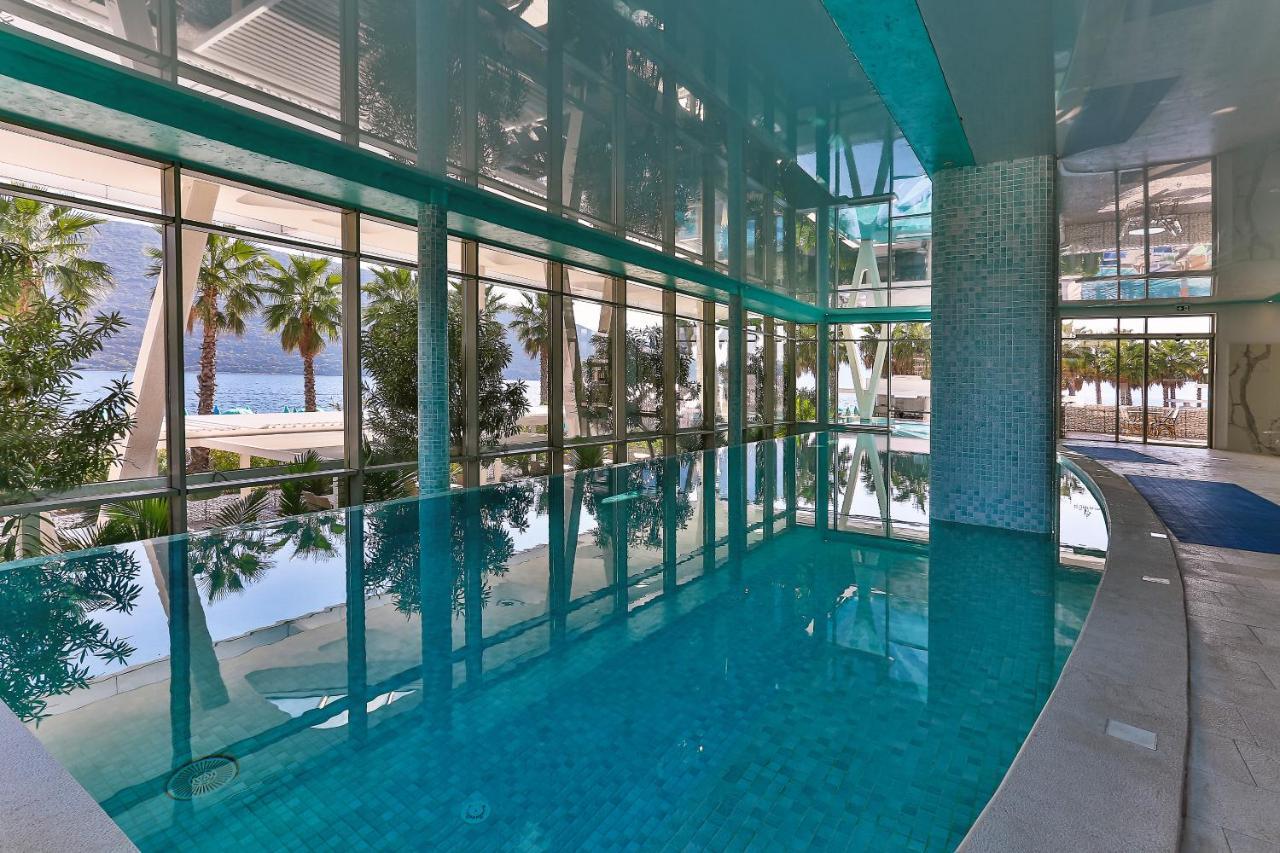 Carine Hotel Kumbor Superior Herceg Novi Eksteriør billede