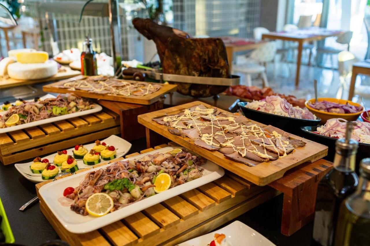 Carine Hotel Kumbor Superior Herceg Novi Eksteriør billede