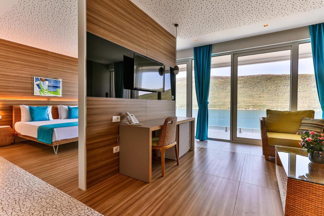 Carine Hotel Kumbor Superior Herceg Novi Eksteriør billede