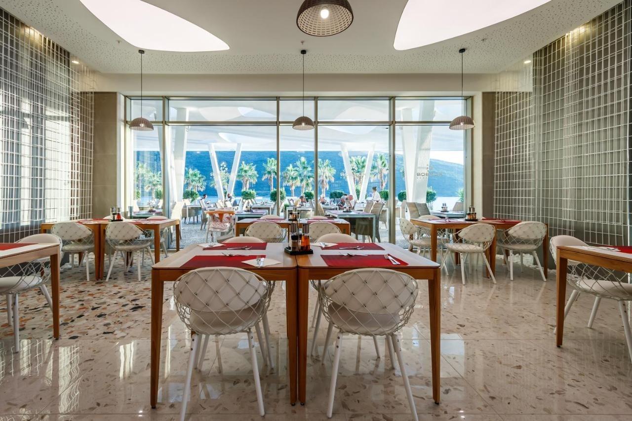 Carine Hotel Kumbor Superior Herceg Novi Eksteriør billede